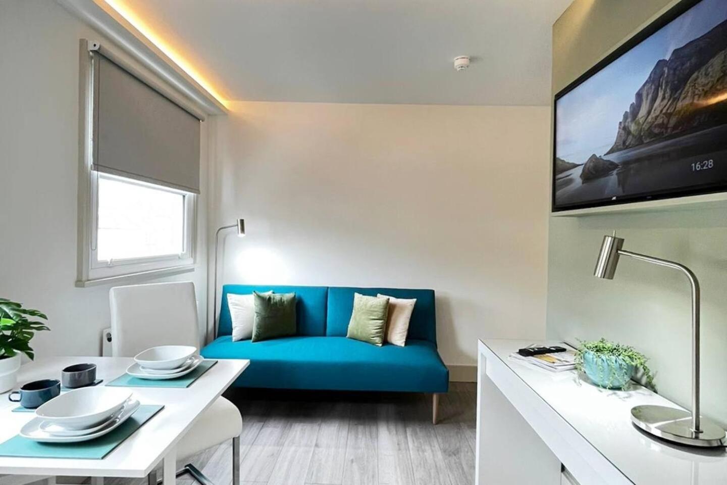 Apt 11 Seaside Serenity Chic Studio Steps To Beach برايتون المظهر الخارجي الصورة