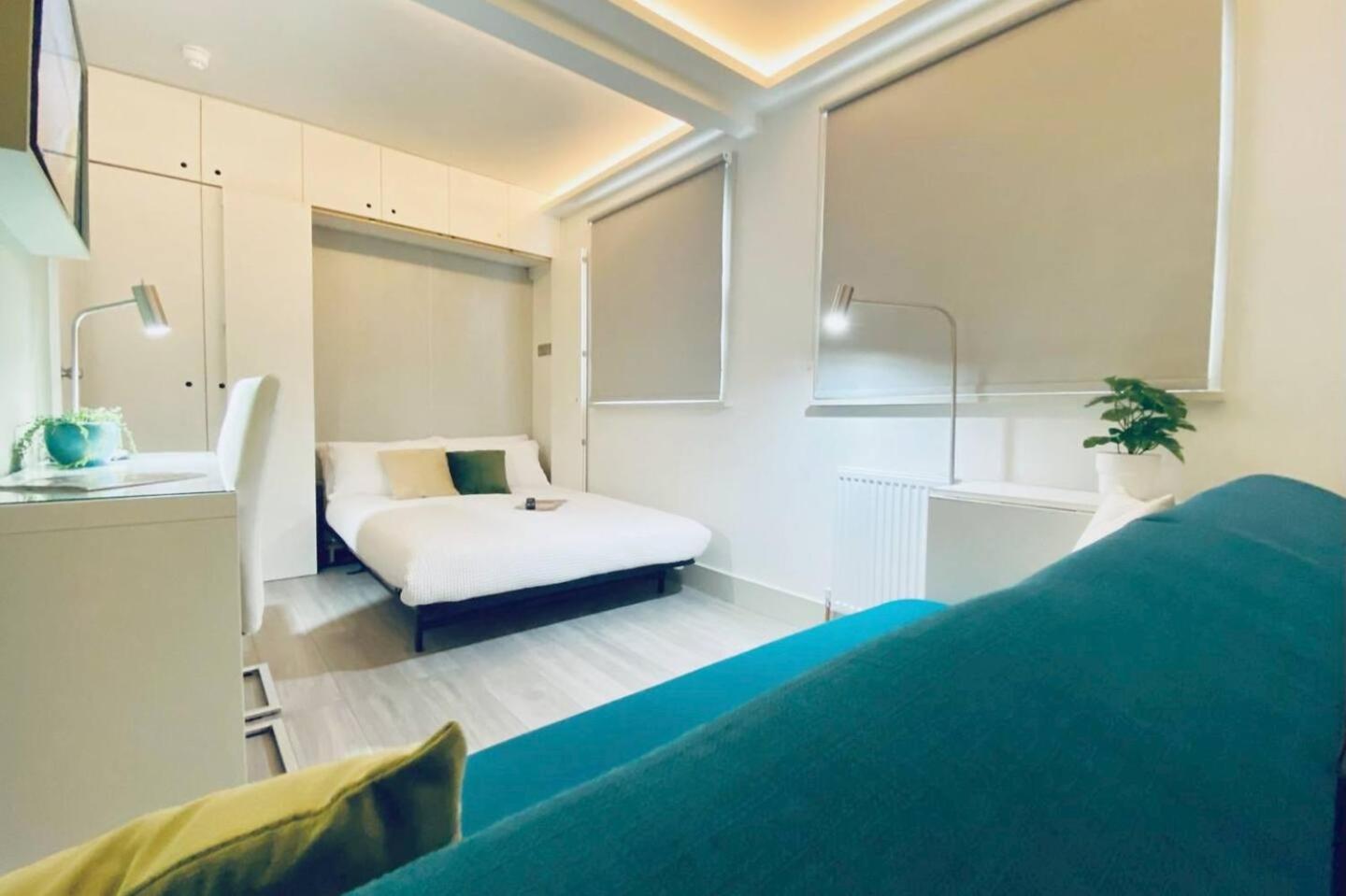 Apt 11 Seaside Serenity Chic Studio Steps To Beach برايتون المظهر الخارجي الصورة