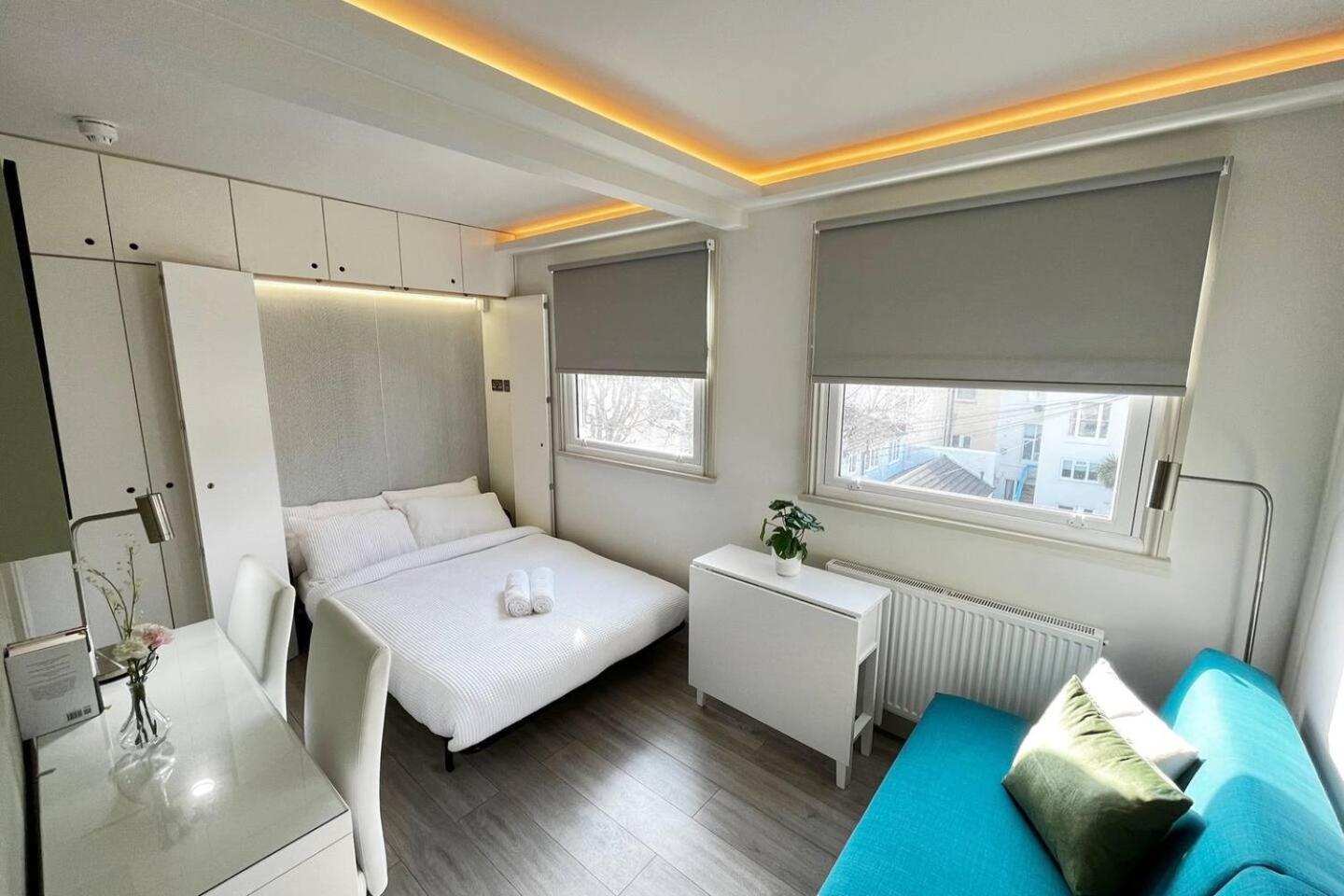 Apt 11 Seaside Serenity Chic Studio Steps To Beach برايتون المظهر الخارجي الصورة